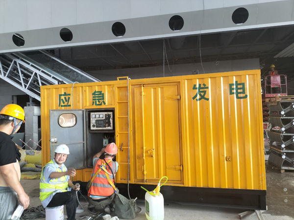龙口怎样判断空气滤清器是否需要更换？